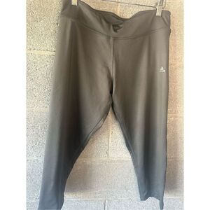 Adidas Activewear Capri Pants Black Size Large